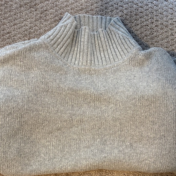 Gap XS Turtleneck Sweater Cashsoft - Picture 2 of 4